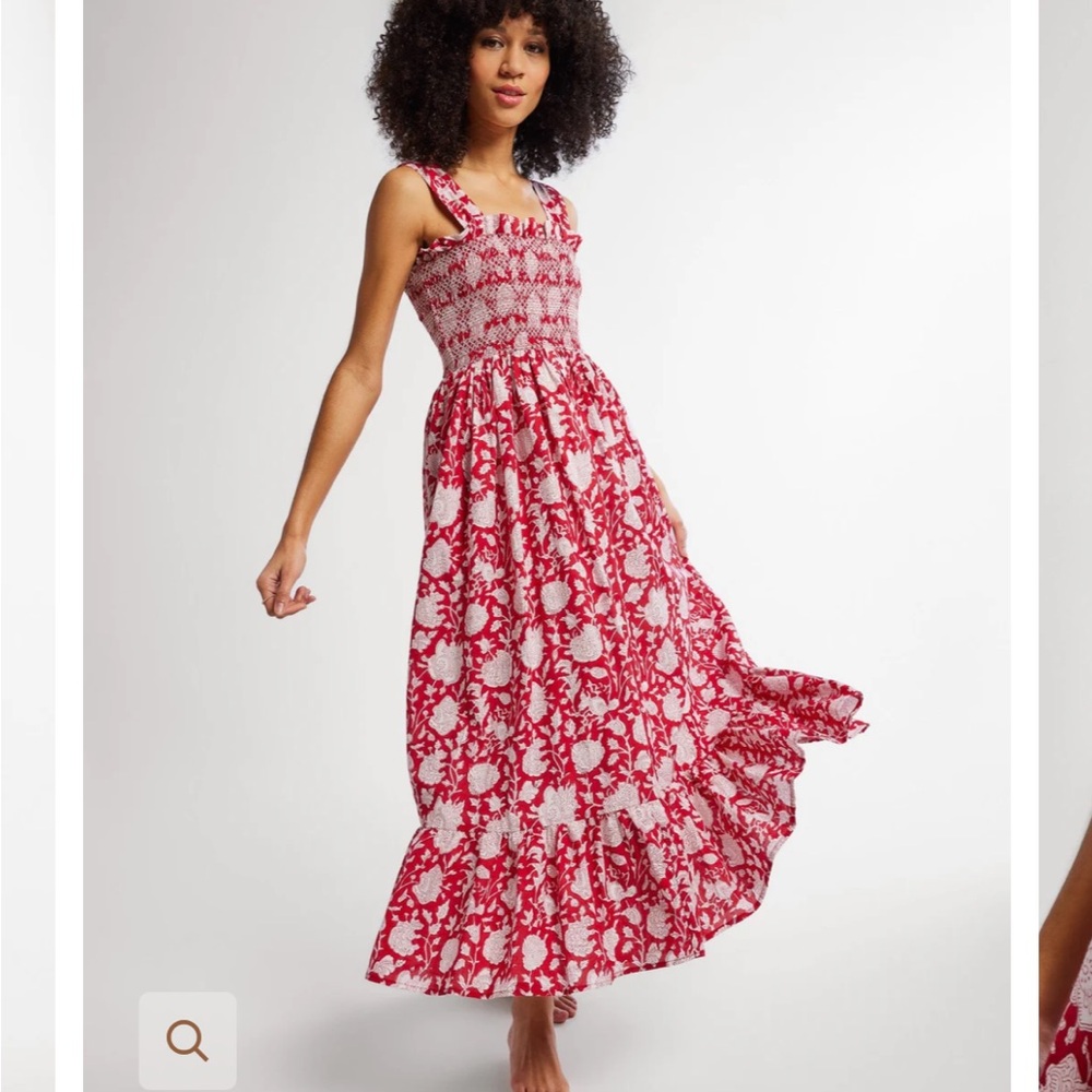 Garden dress in red zinnia